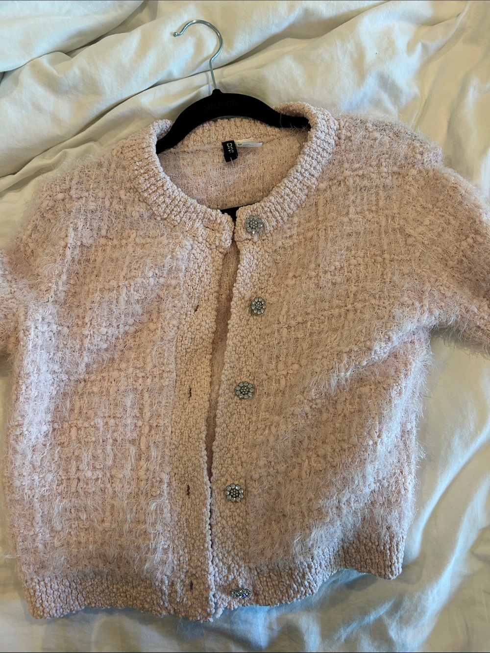 NWOT H & M Women’s Pale Pink Textured Knit Cardigan Sweater. Never worn.
